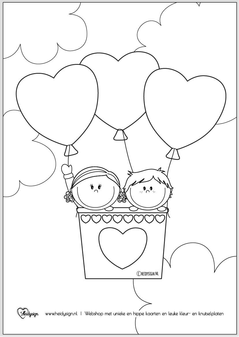 Kleurplaat met twee schattige kindjes in een hartjes luchtballon.